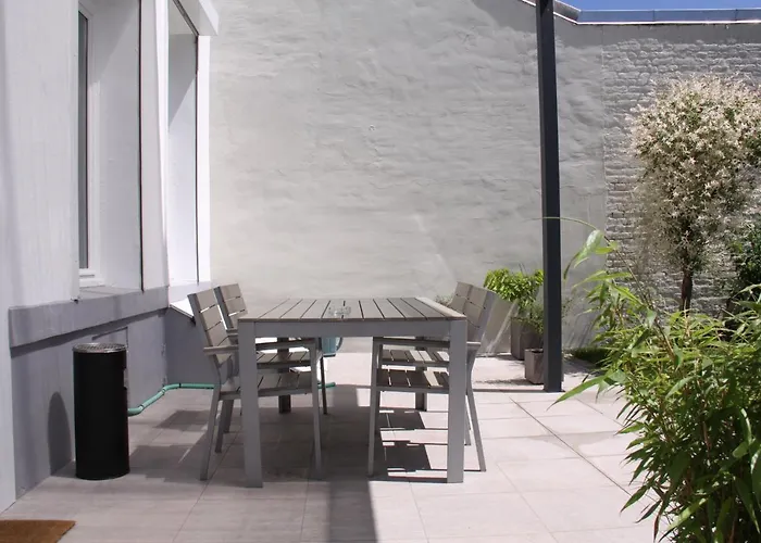 Le Jardin De Ligny * 圣奥梅尔