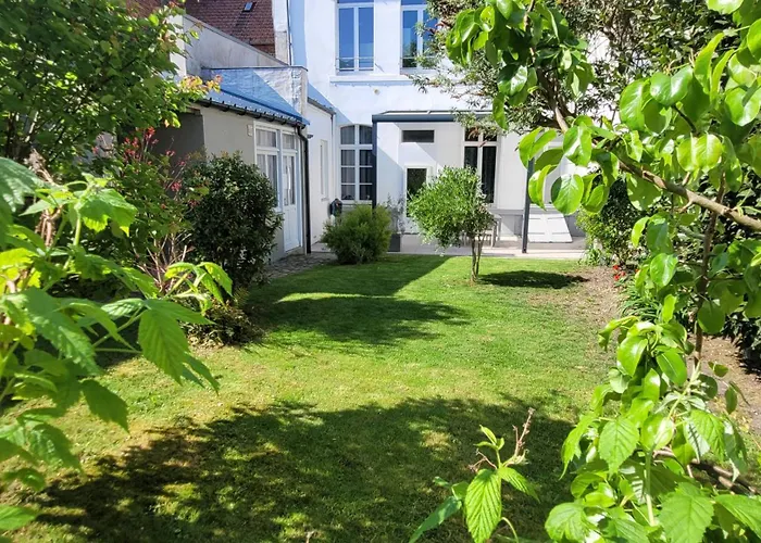 Le Jardin De Ligny 圣奥梅尔